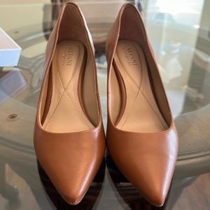 Alfain Tan Heels